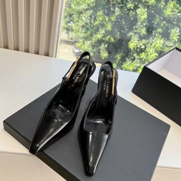 Saint Laurent Women's Black Courts - Picture 1 of 7
